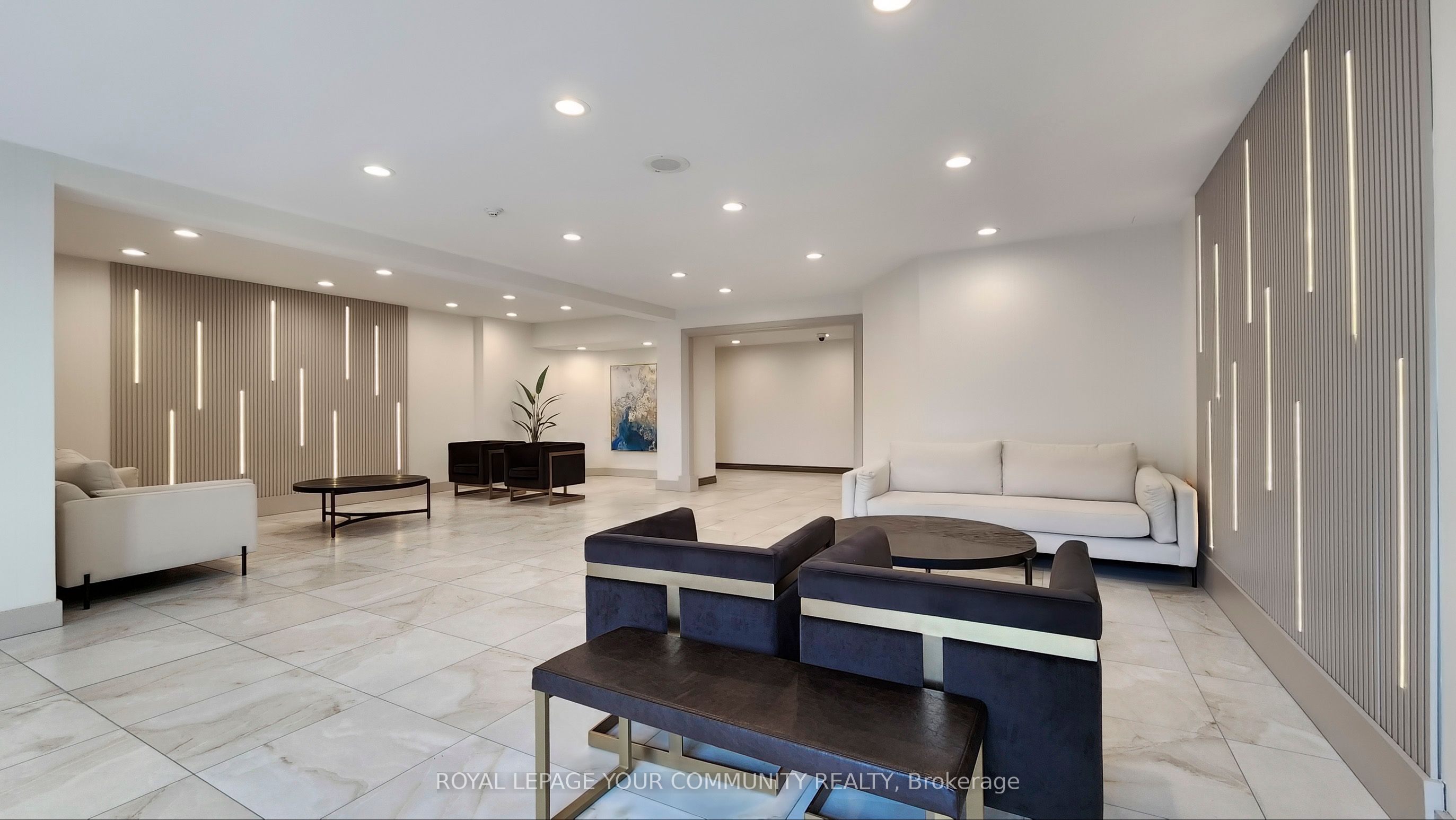 32 Clarissa Drive, #328