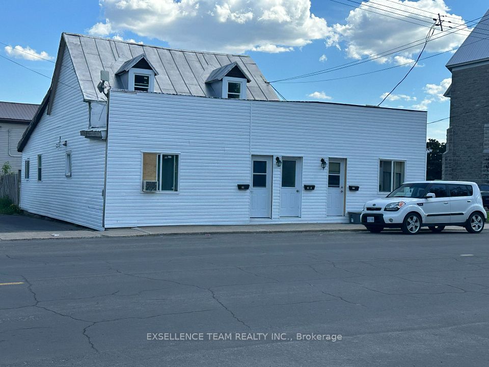 28 Lochiel Street