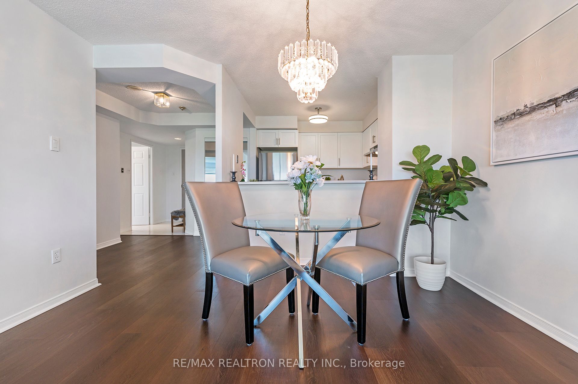2155 Burnhamthorpe Road W, #1301