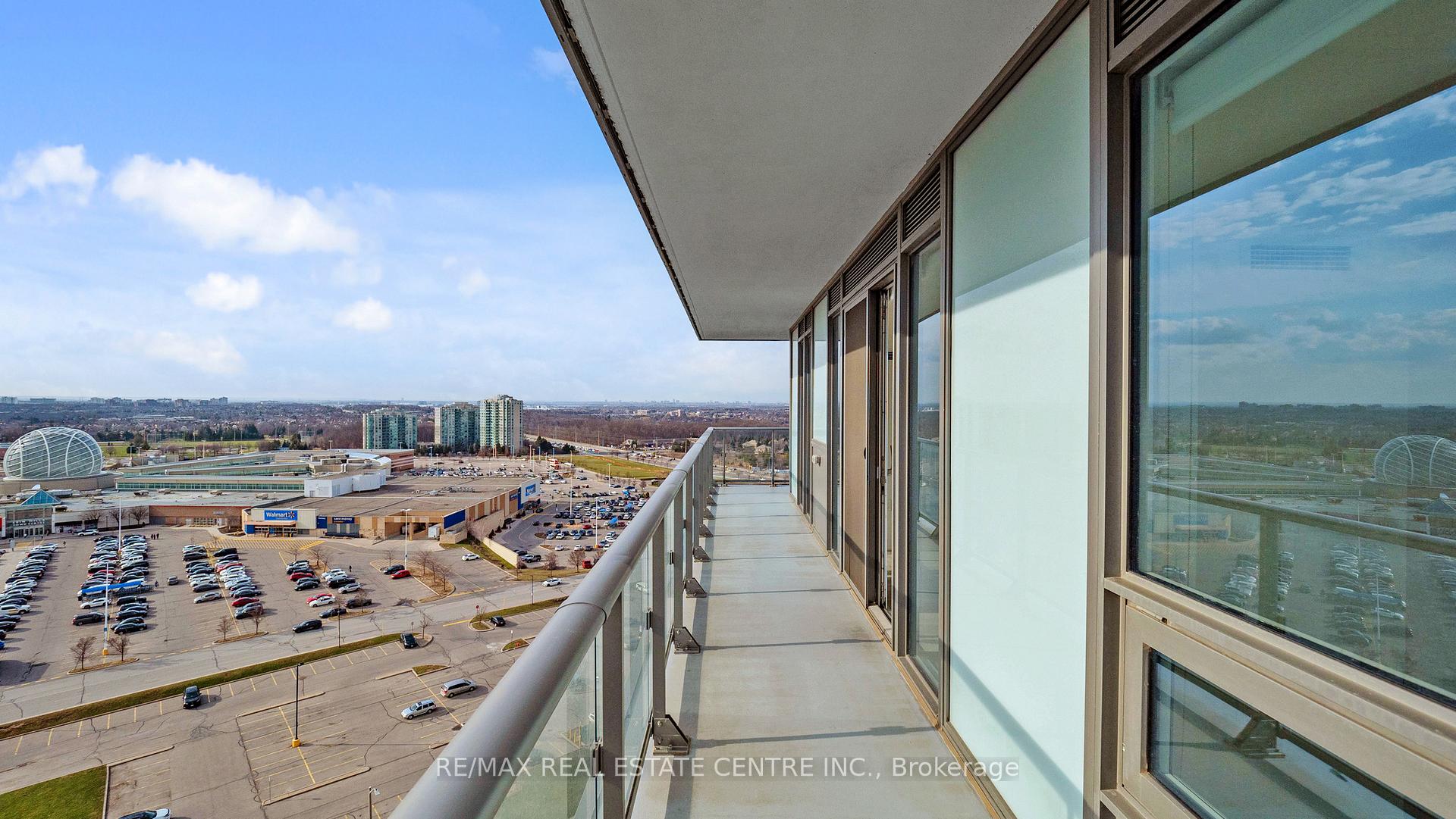 3 Bedrooms Condo at 4655 Metcalfe,  Mississauga For sale