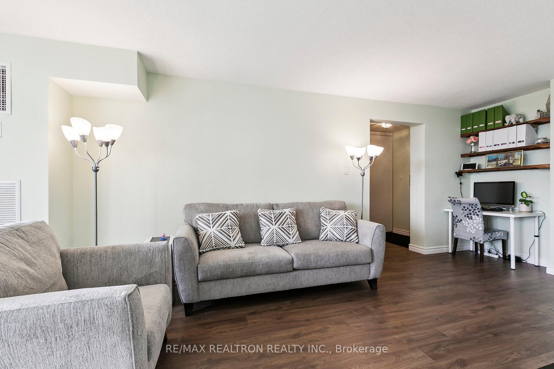 1 Bedroom Condo at 350 Seneca Hill, Toronto For sale