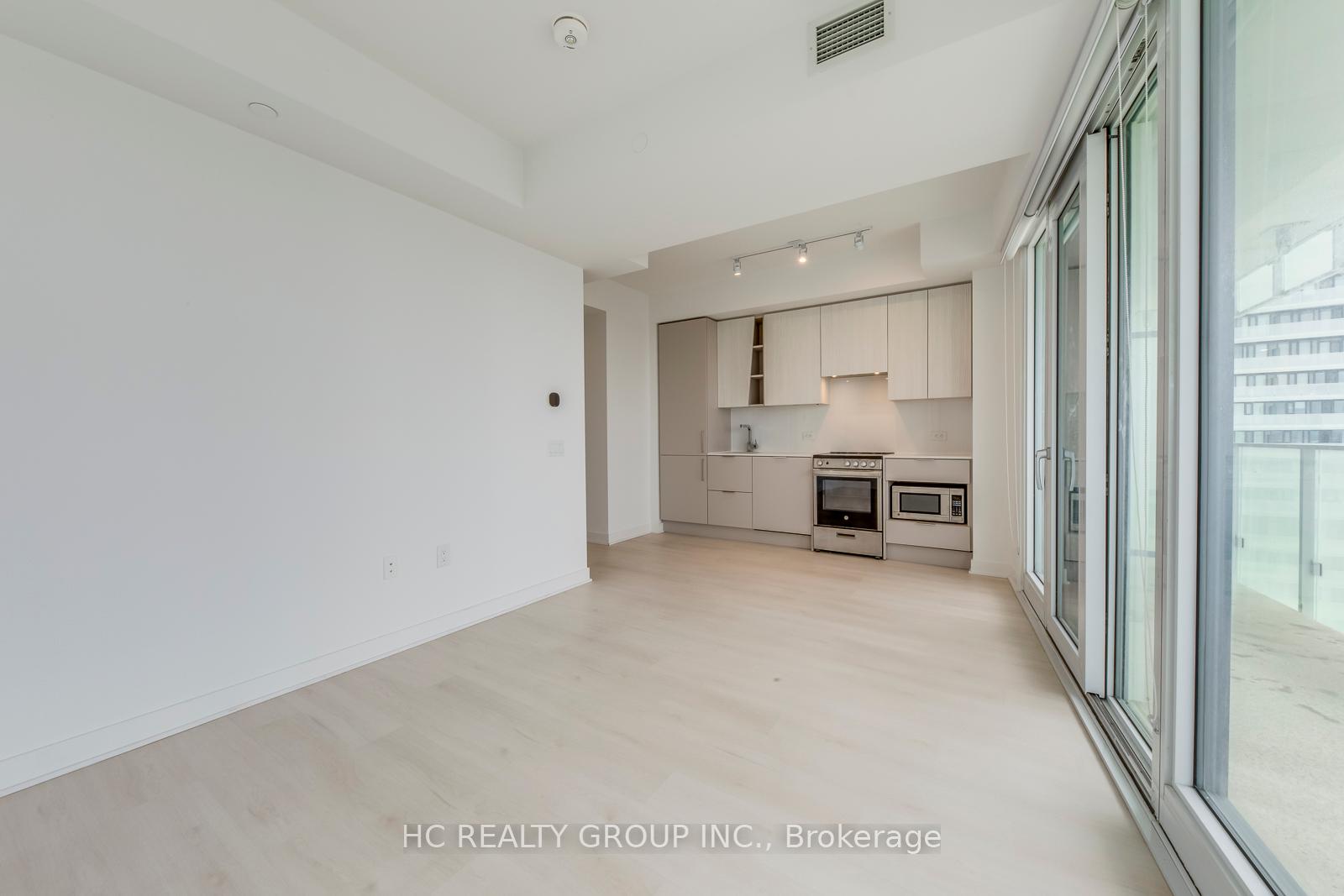 Condo at 3900 Confederation, Mississauga For sale