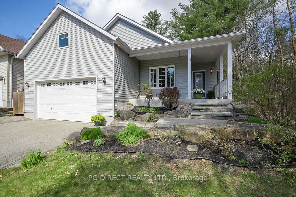 11 Oakwood