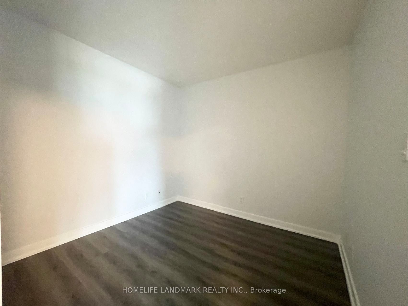 36 Lee Centre Drive, #2001