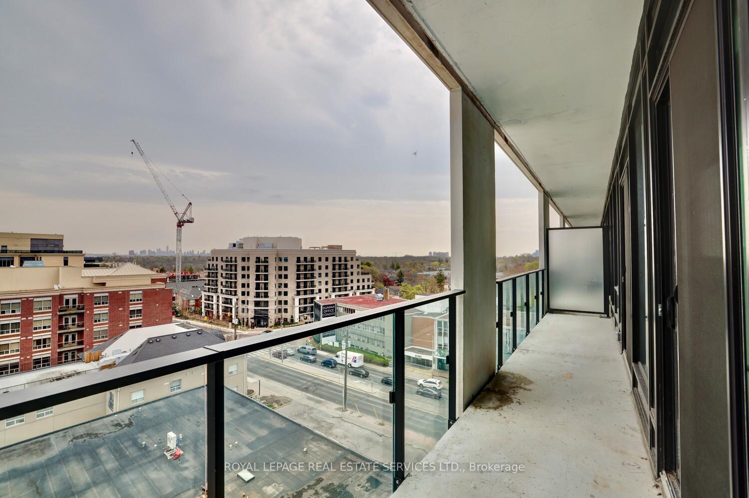2 Bedrooms Condo at 4208 Dundas,  Toronto For sale