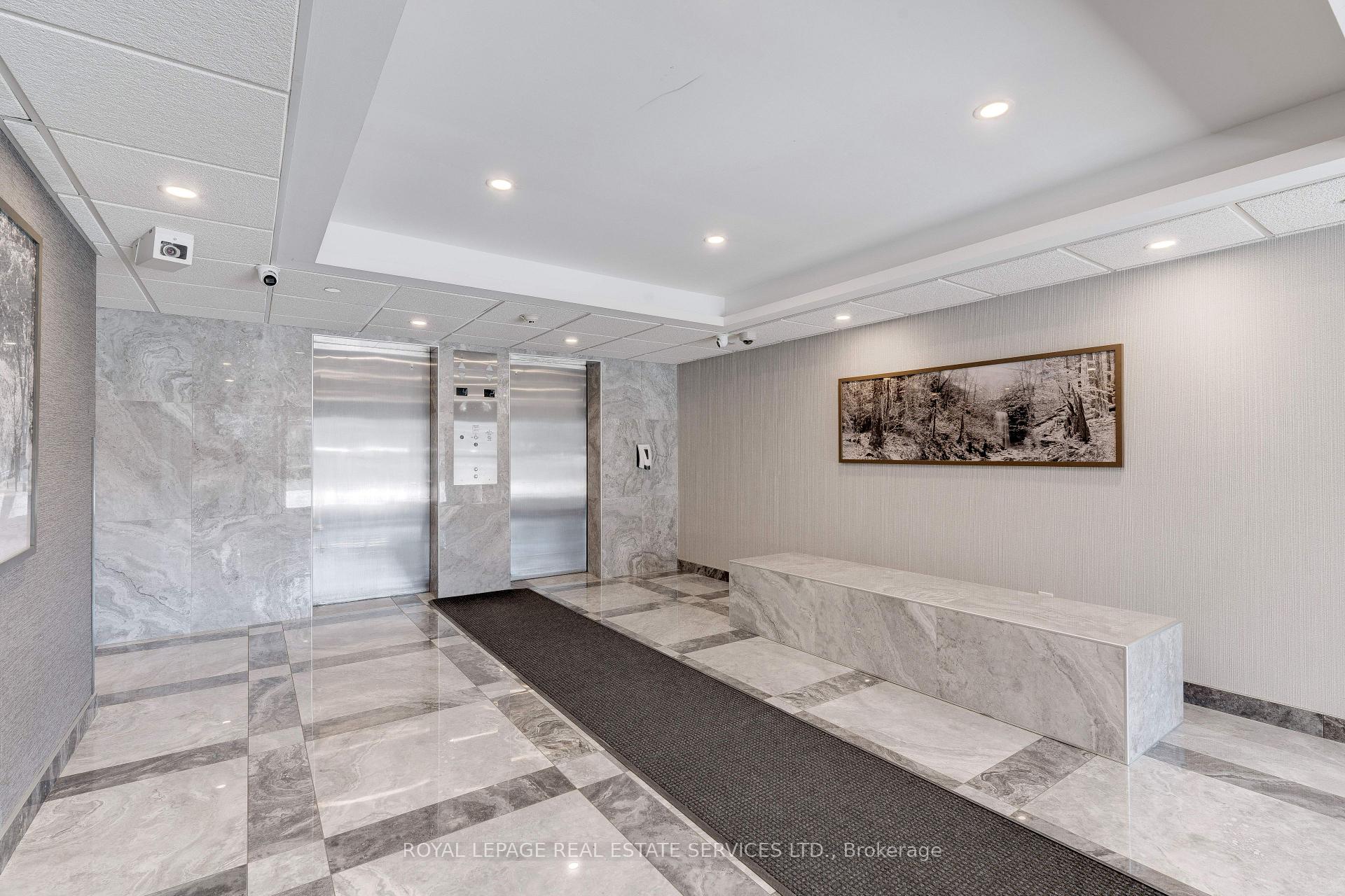 2 Bedrooms Condo at 120 Duke,  Hamilton For sale