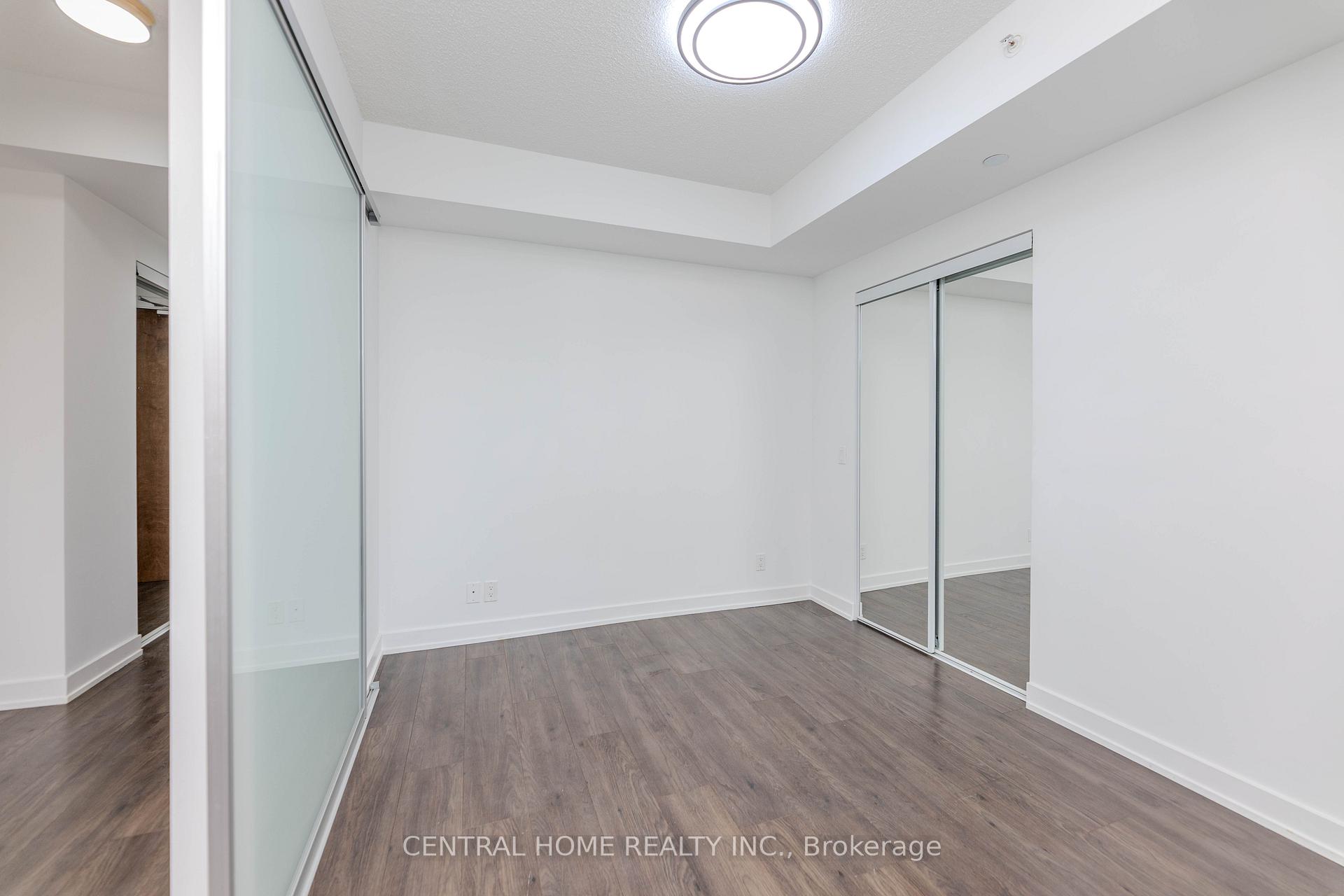 2 Bedrooms Condo at 2220 Lake Shore,  Toronto For sale