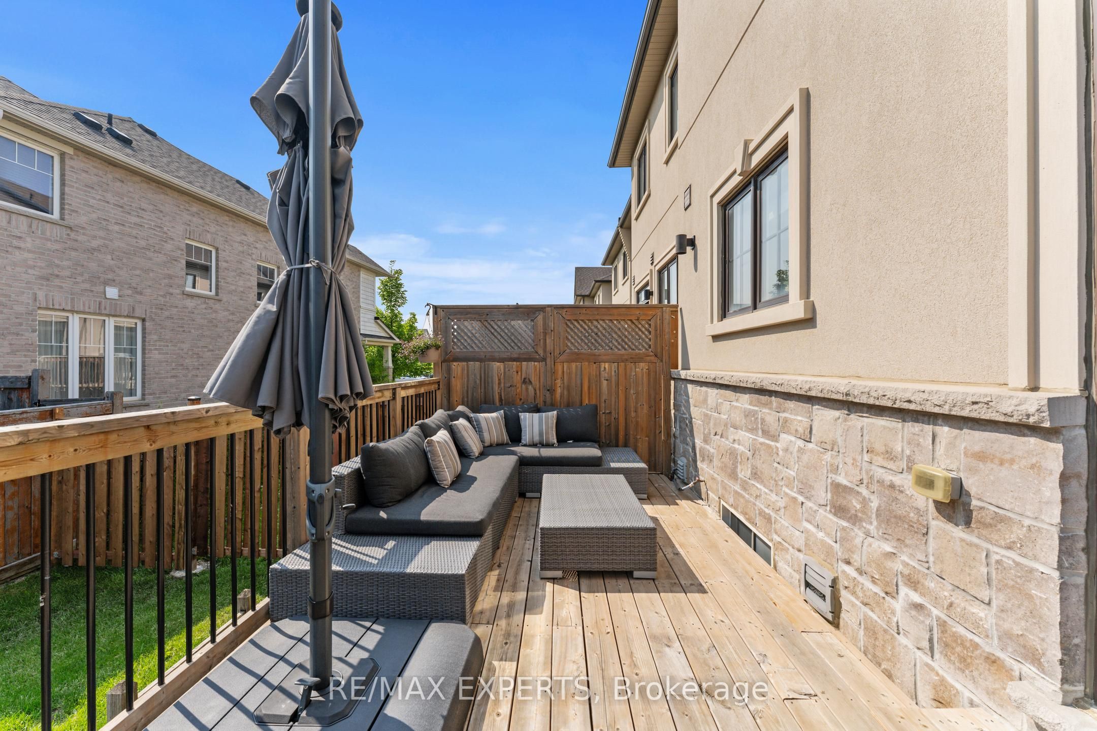 52 Doris Pawley Crescent
