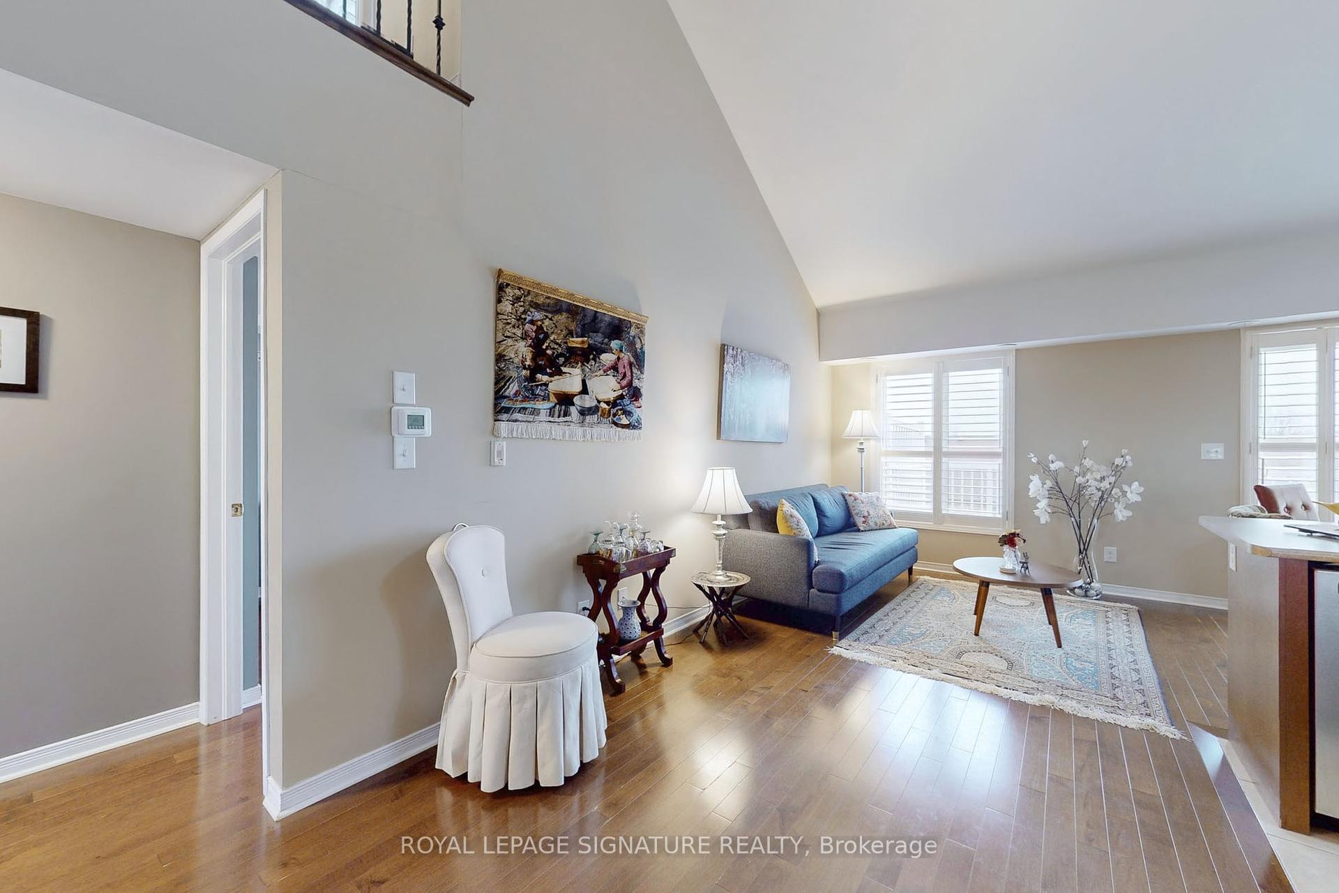 4 Bedrooms Condo at 649D Warden, Toronto For sale