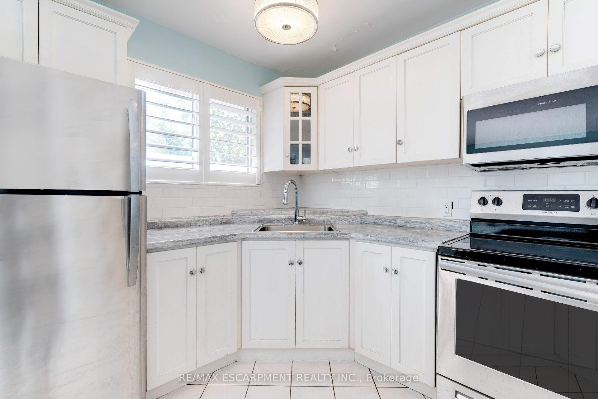 1 Bedroom Condo at 2373 King, Hamilton For sale