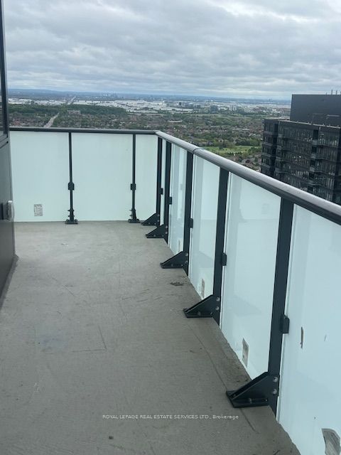 430 Square One Drive, #4011