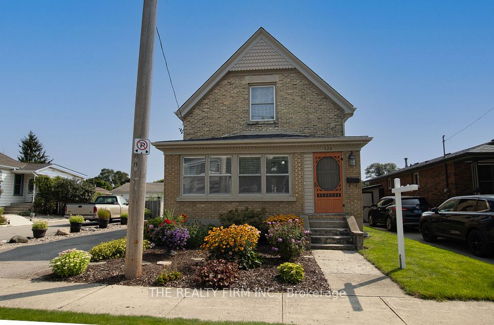 428 Saul Street