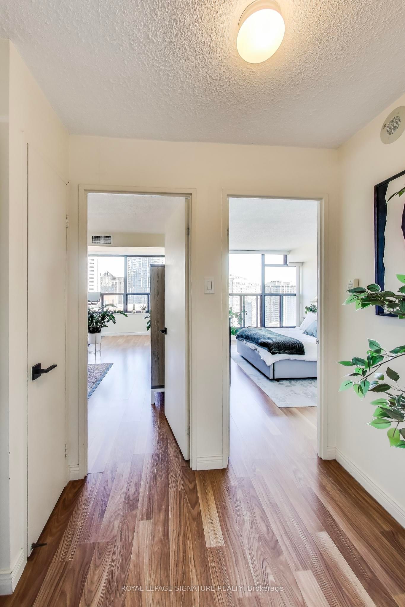 33 Elmhurst Avenue, #2107