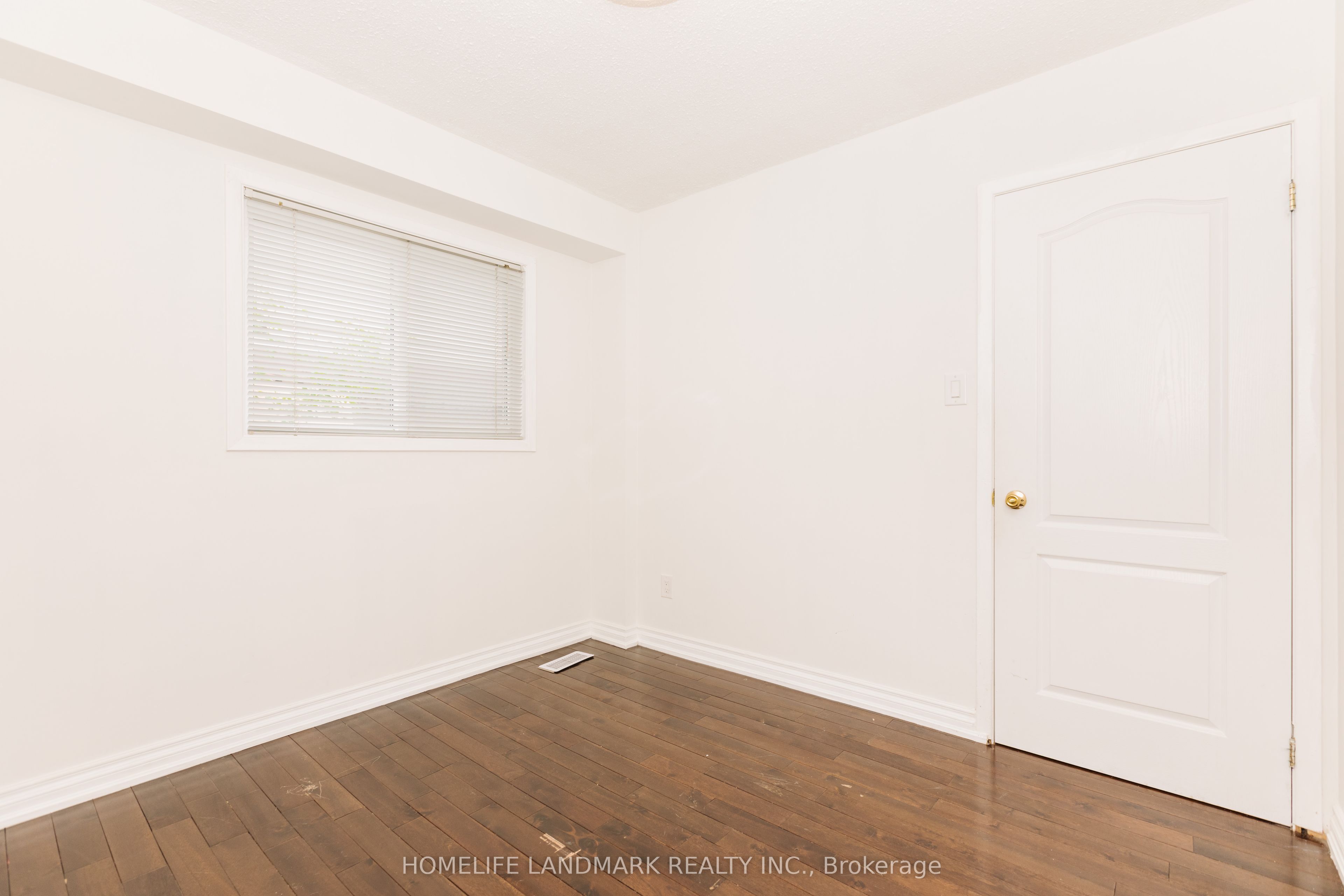 82 Dafoe Crescent