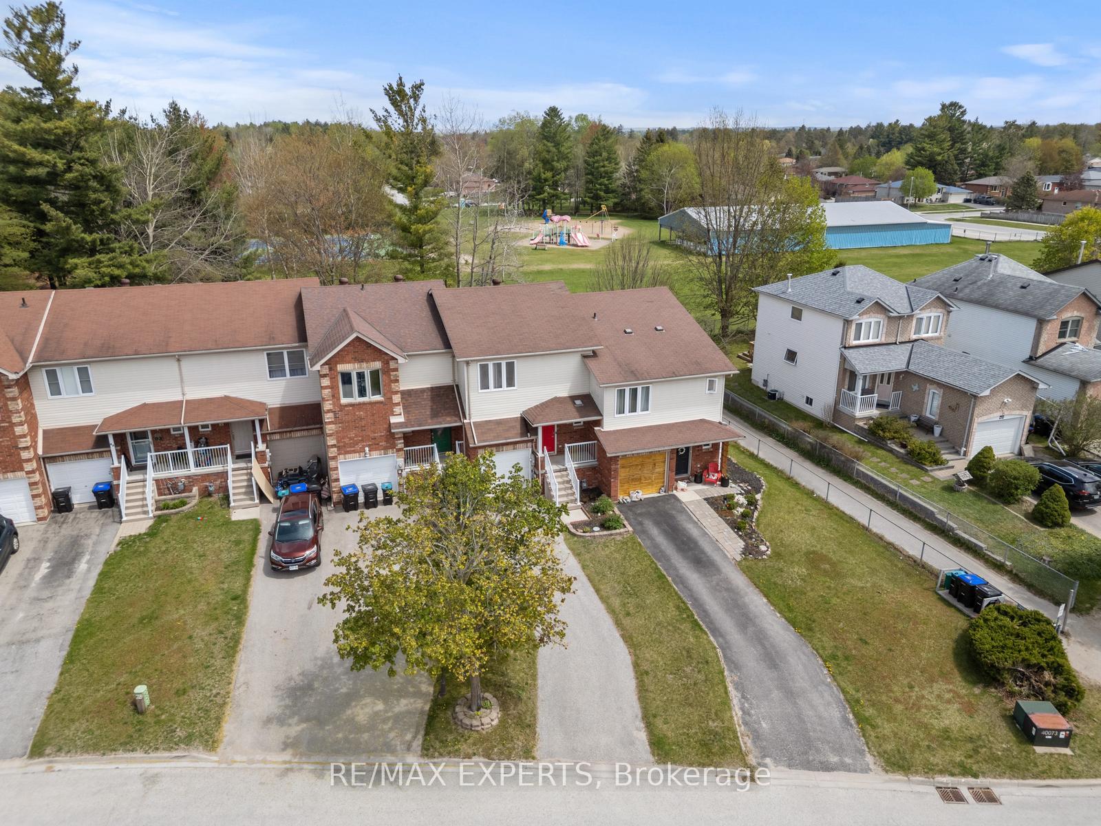 89 Parkside Crescent, Essa, ON L3W 0K9