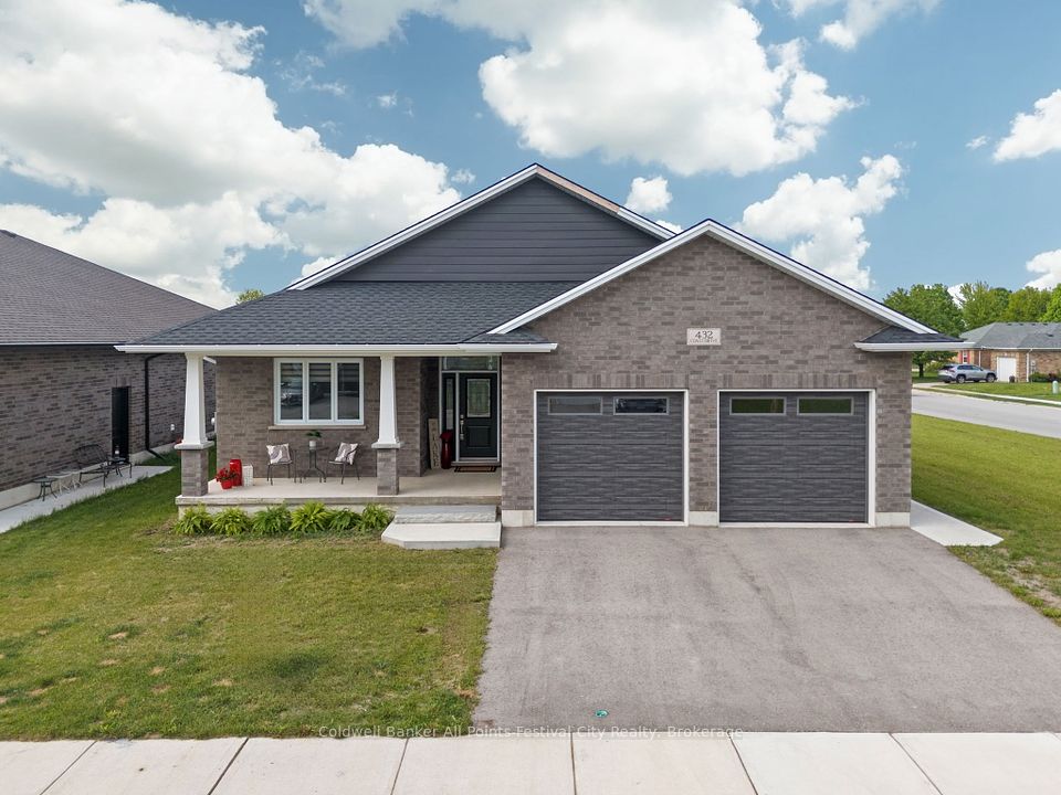 432 Coast Drive, Goderich, ON N7A 4M6