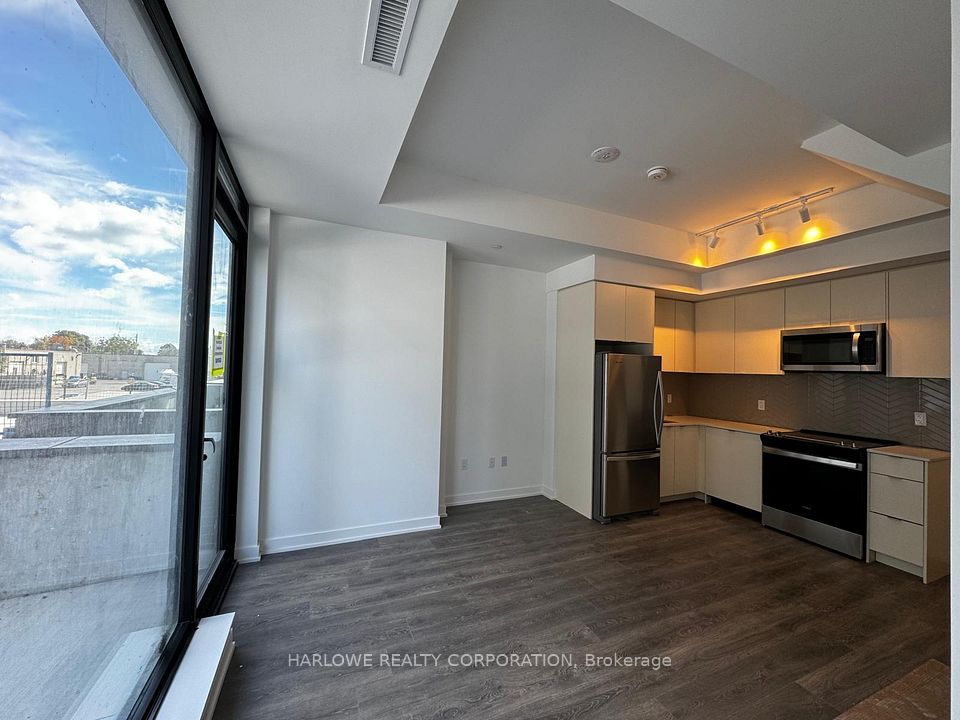 #183 F - 1608 Charles Street, Whitby, ON L1N 0P6