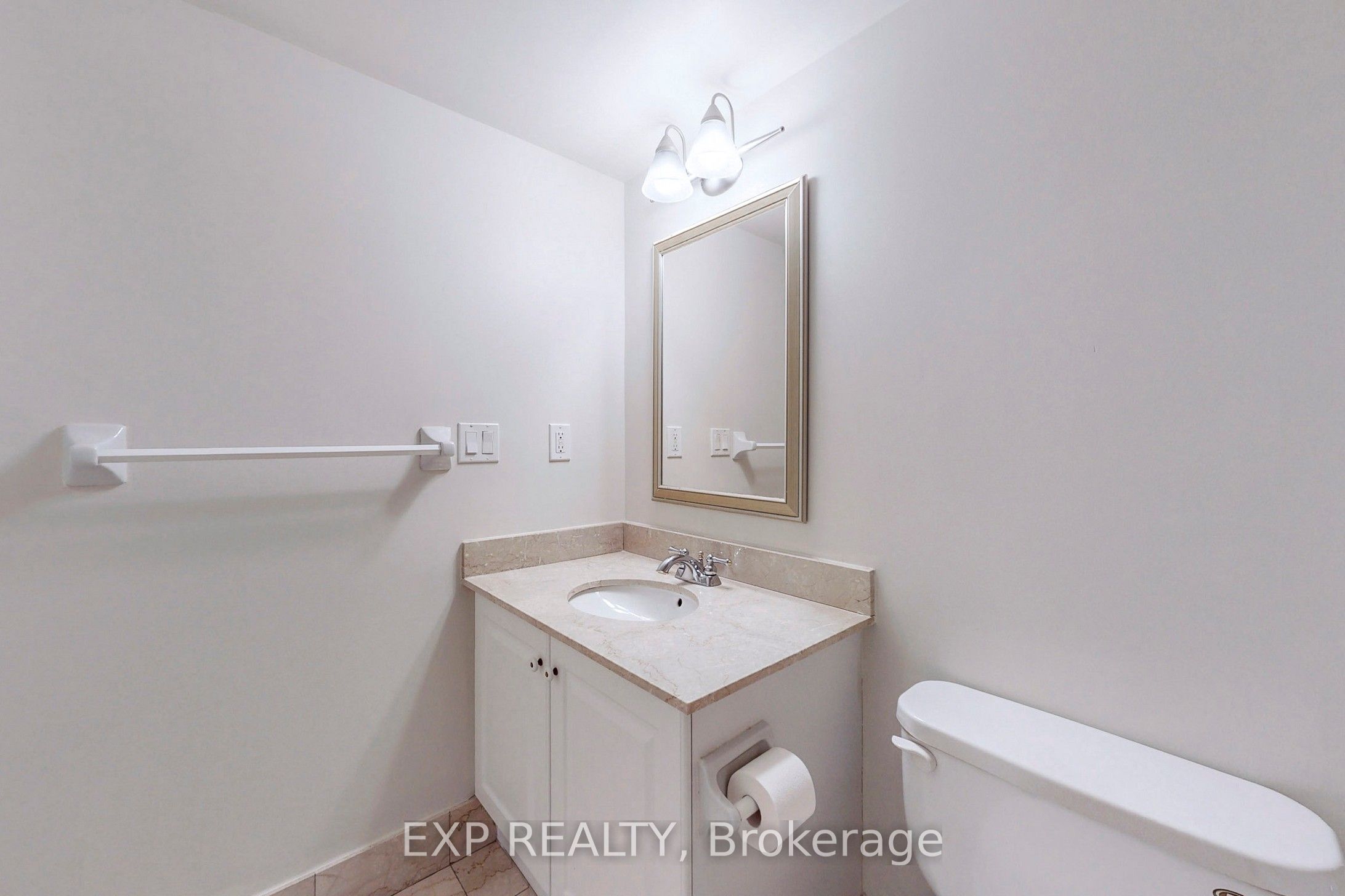 10 Delisle Avenue, #618