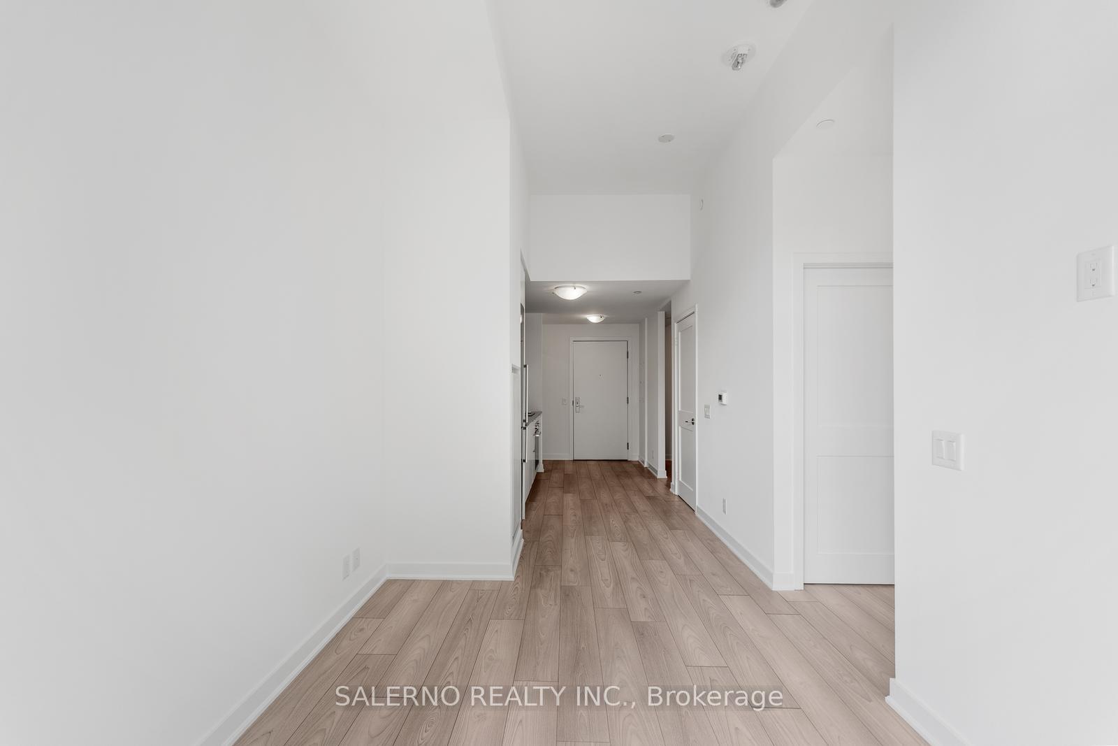 2 Bedrooms Condo at 120 Parliament, Toronto For sale