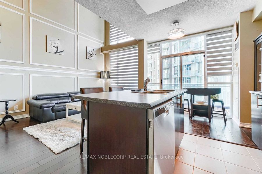 223 Webb Drive, #2101