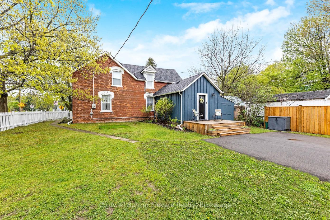 243 Queen Street, Halton Hills, ON L7J 1P7