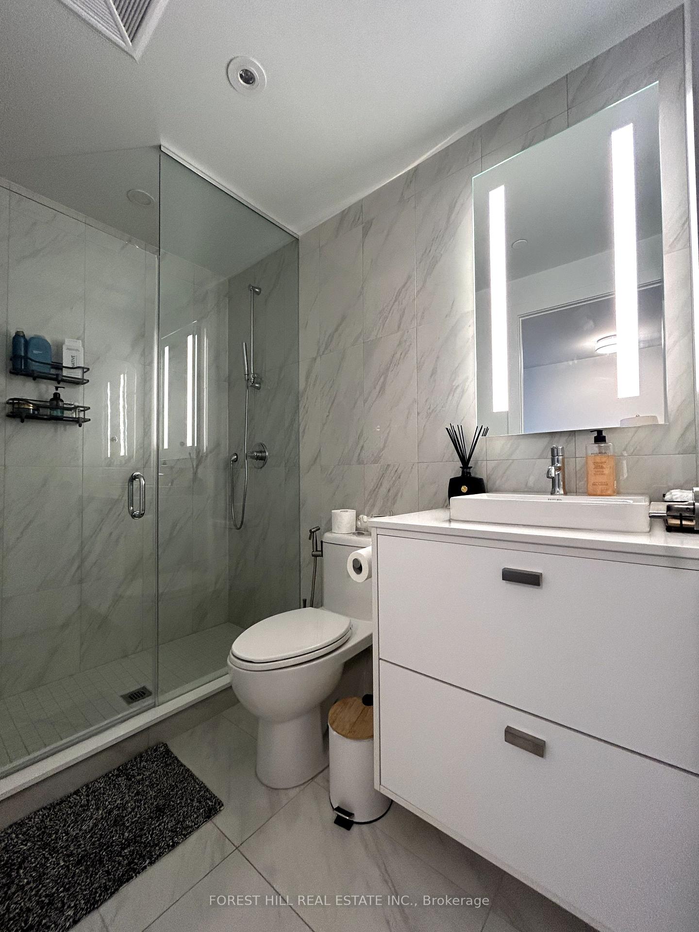 2 Bedrooms Condo at 480 Front,  Toronto For sale