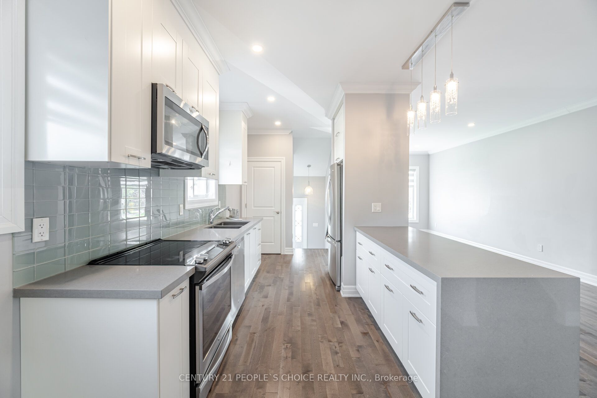 2951 Salerno Crescent