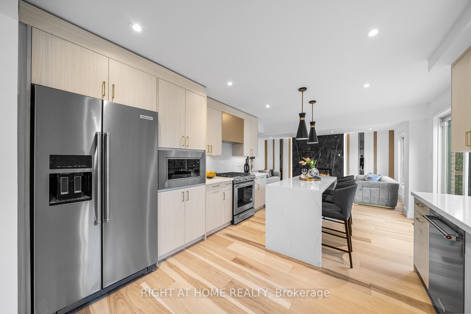 93 Pemberton Road