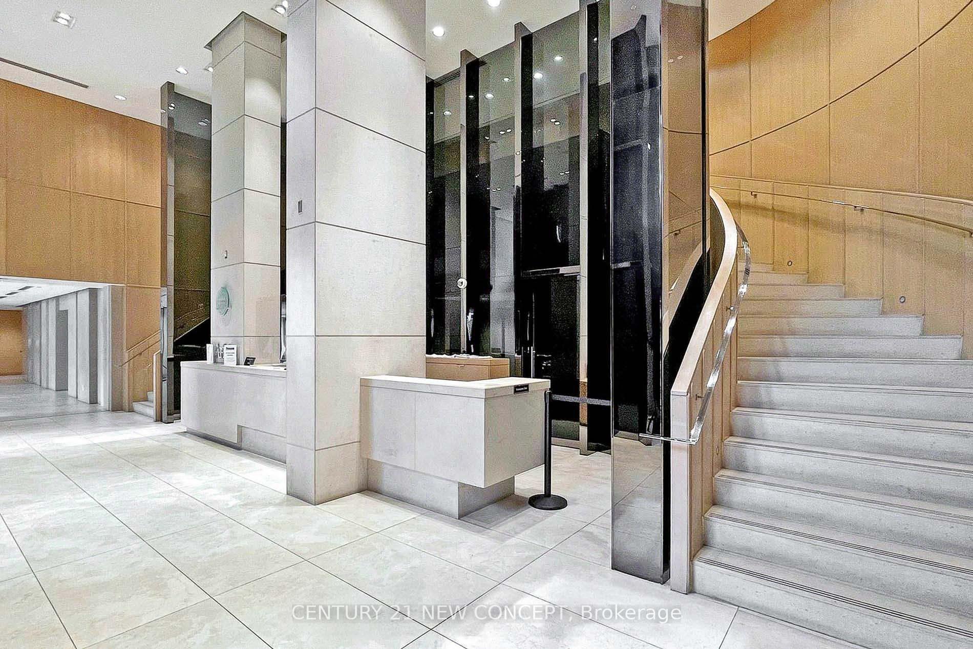 2 Bedrooms Condo at 120 Harrison Gardens, Toronto For sale