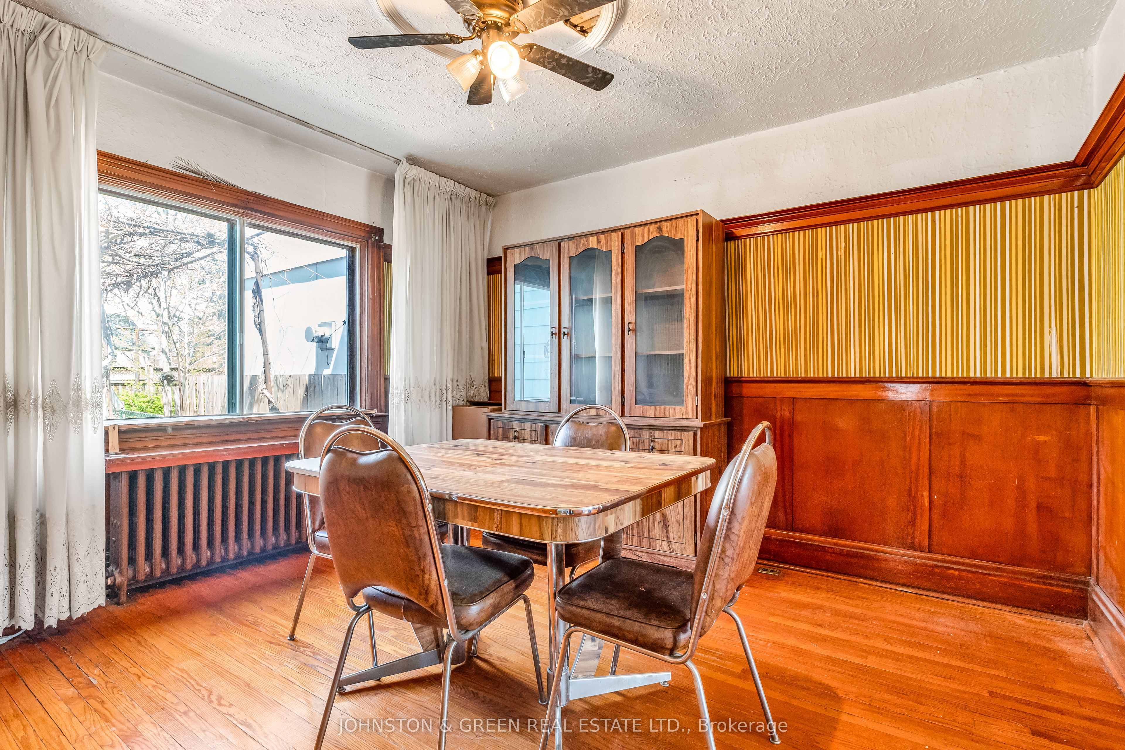 416 Mortimer Avenue