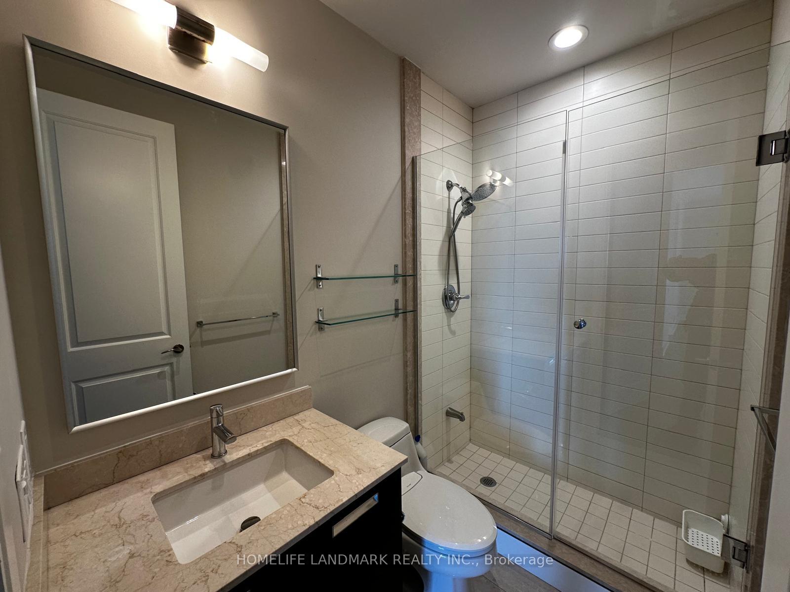 2 Bedrooms Condo at 21 Balmuto, Toronto For sale
