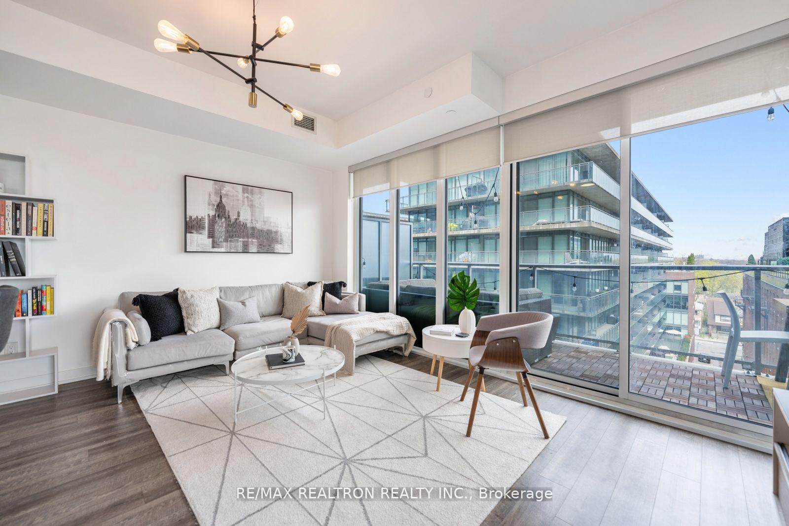 3 Bedrooms Condo at 25 Baseball, Toronto For sale