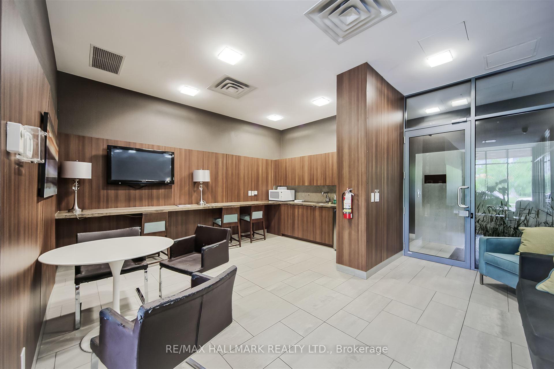 2 Bedrooms Condo at 260 Sackville, Toronto For sale