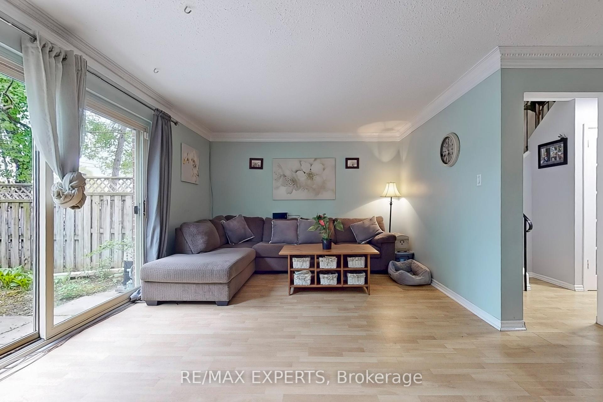 4 Bedrooms Condo at 270 Timberbank, Toronto For sale