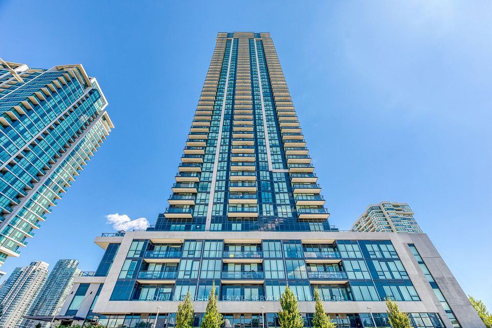 3975 Grand Park