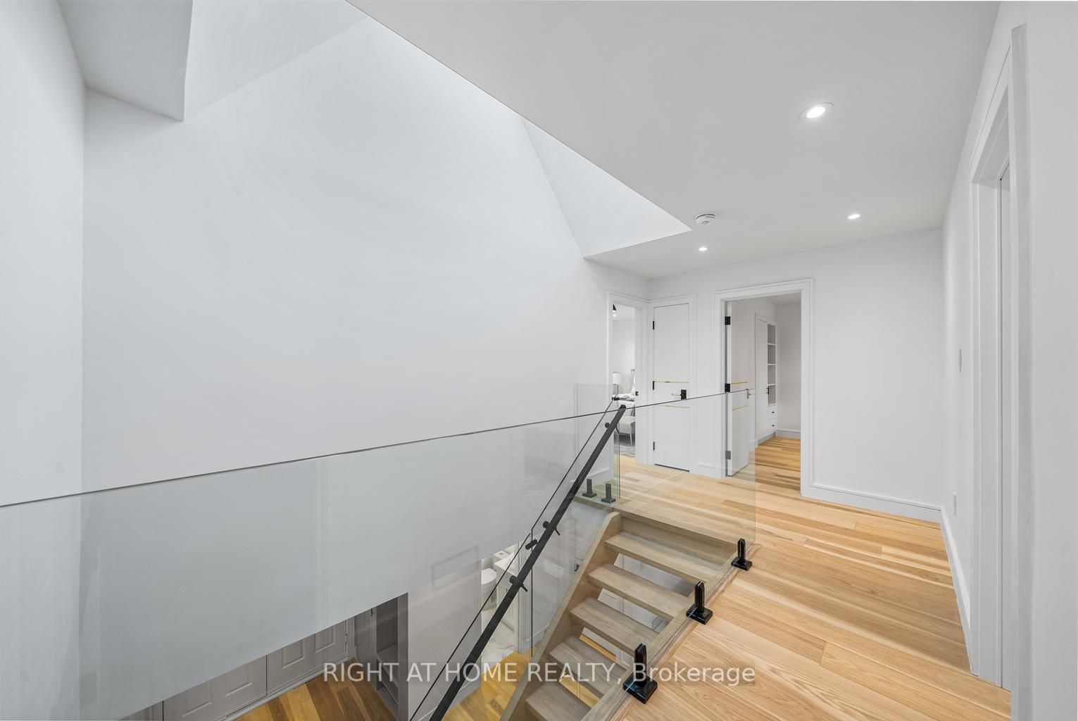 93 Pemberton Road