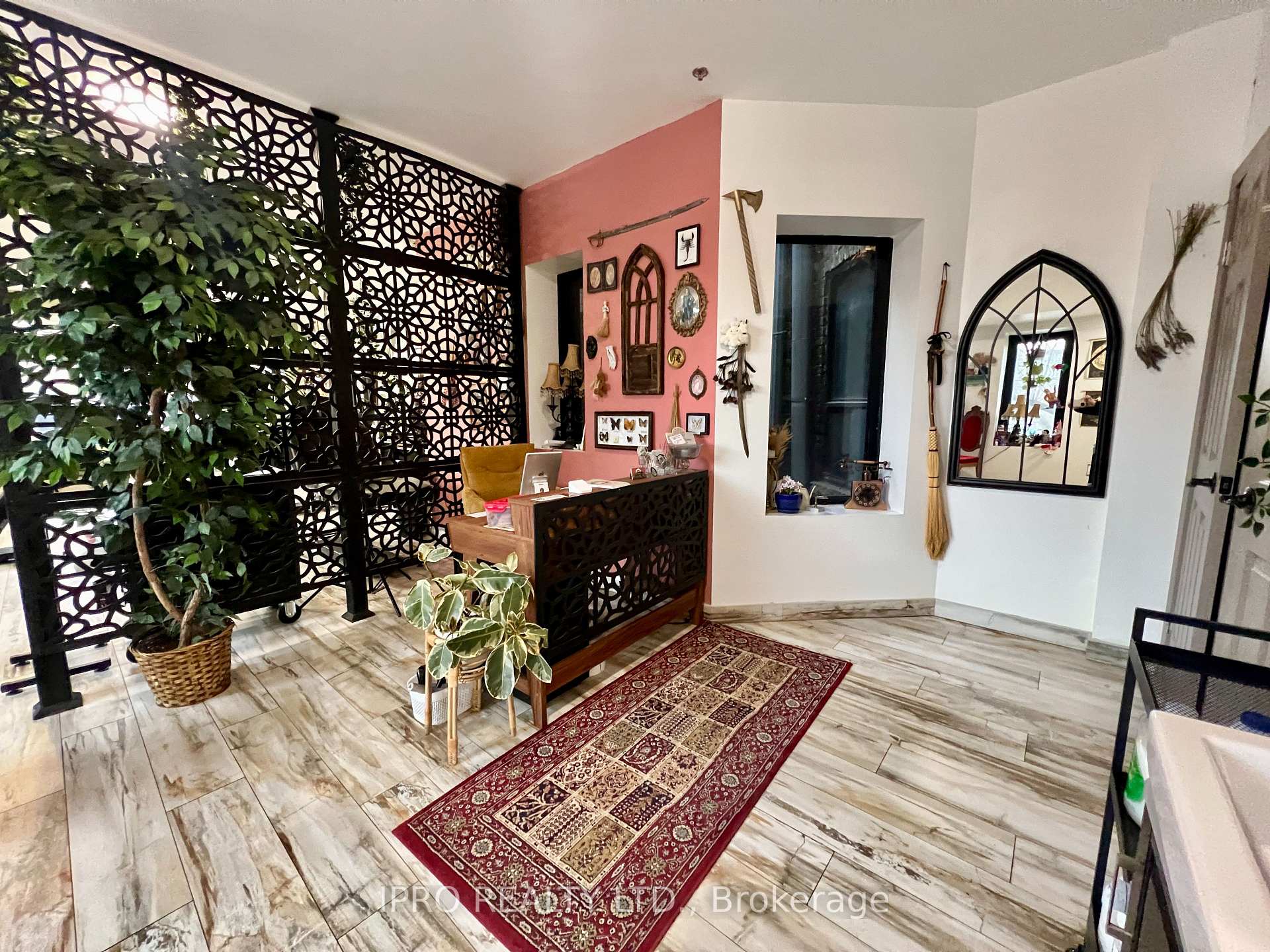Listing image