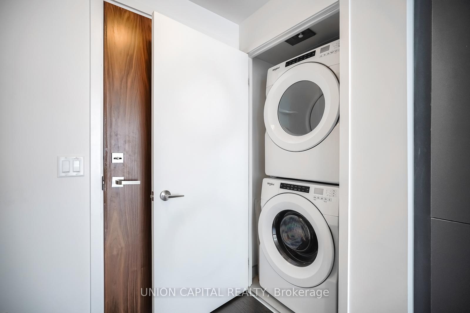 1 Bedroom Condo at 30 Baseball,  Toronto For sale