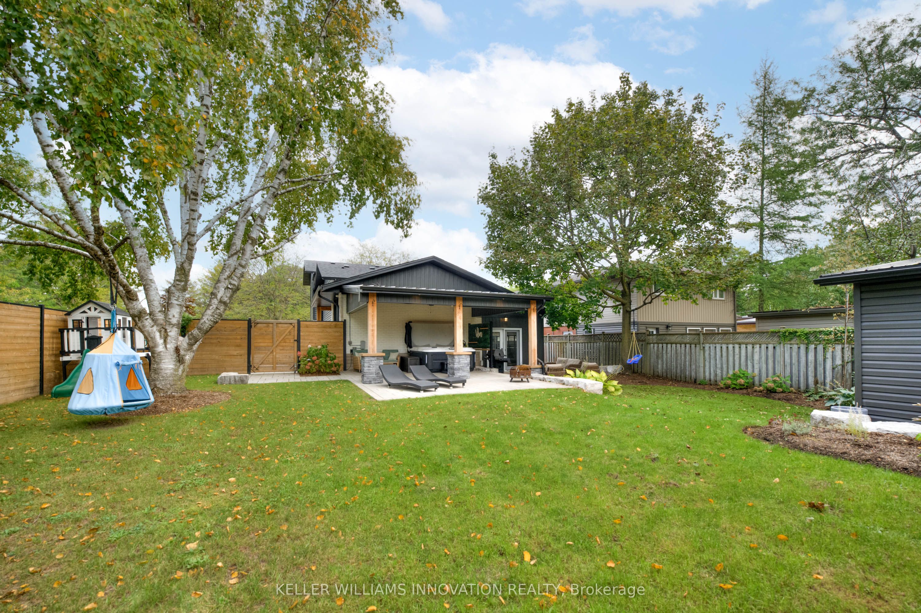 68 Noel Crescent