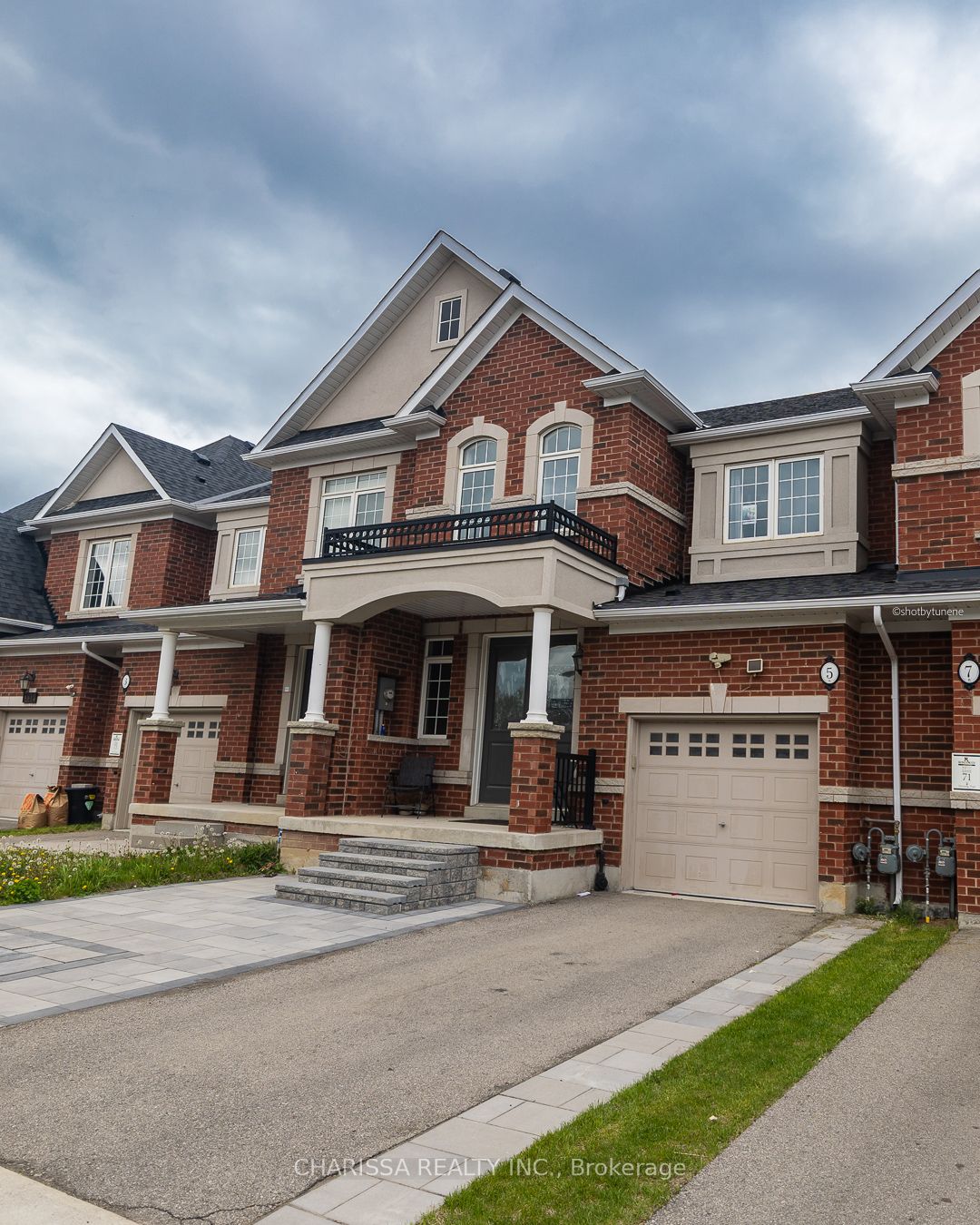 5 Heming Trail
