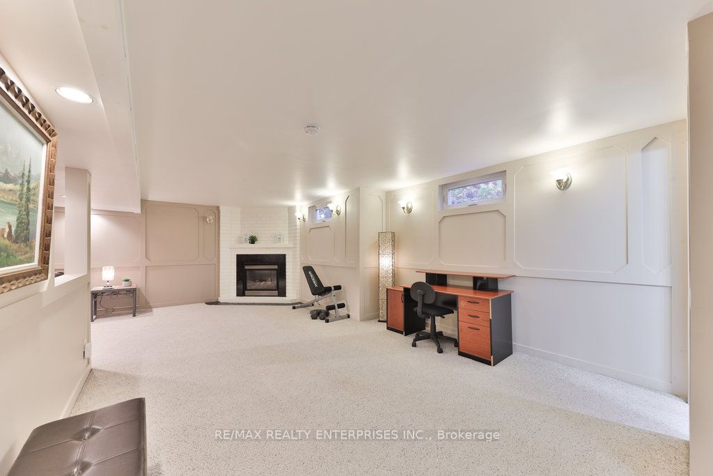 4061 Rolling Valley Drive