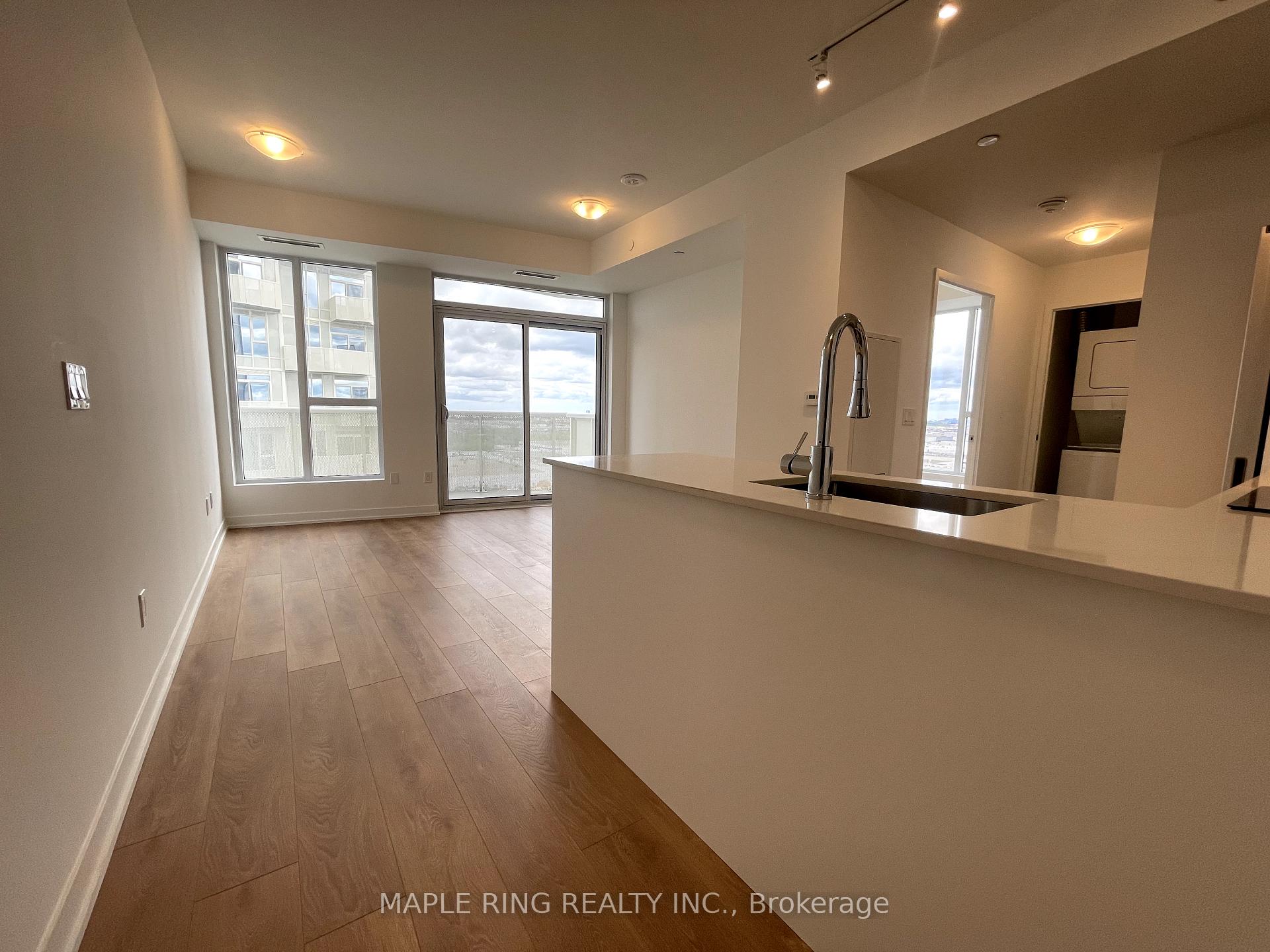 2 Bedrooms Condo at 10 Abeja, Vaughan For sale