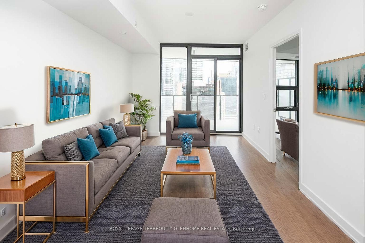 2 Bedrooms Condo at 11 Wellesley, Toronto For sale