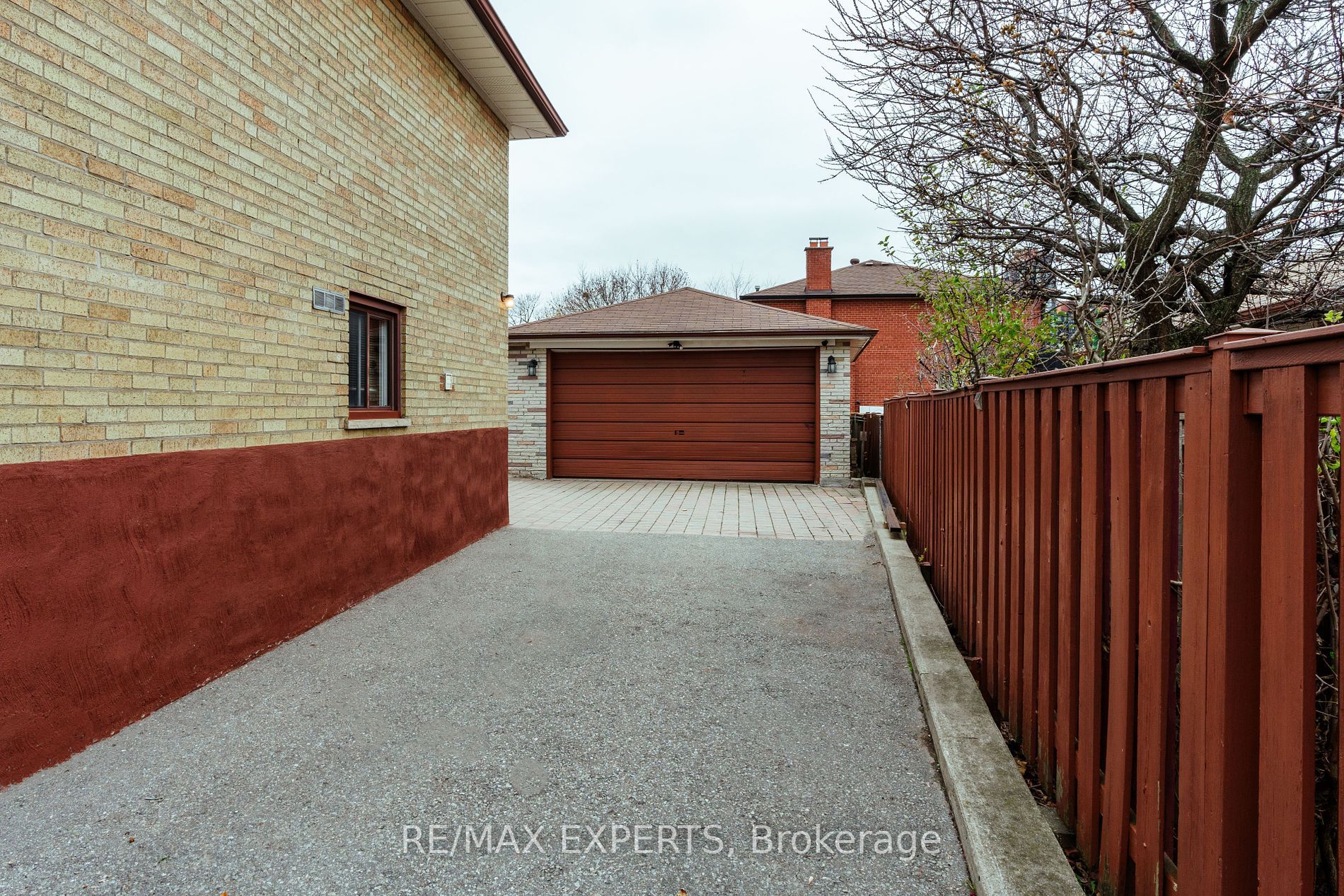 1 Creston Road
