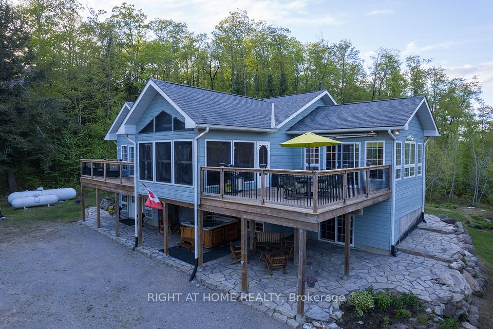 1181 Grace River
