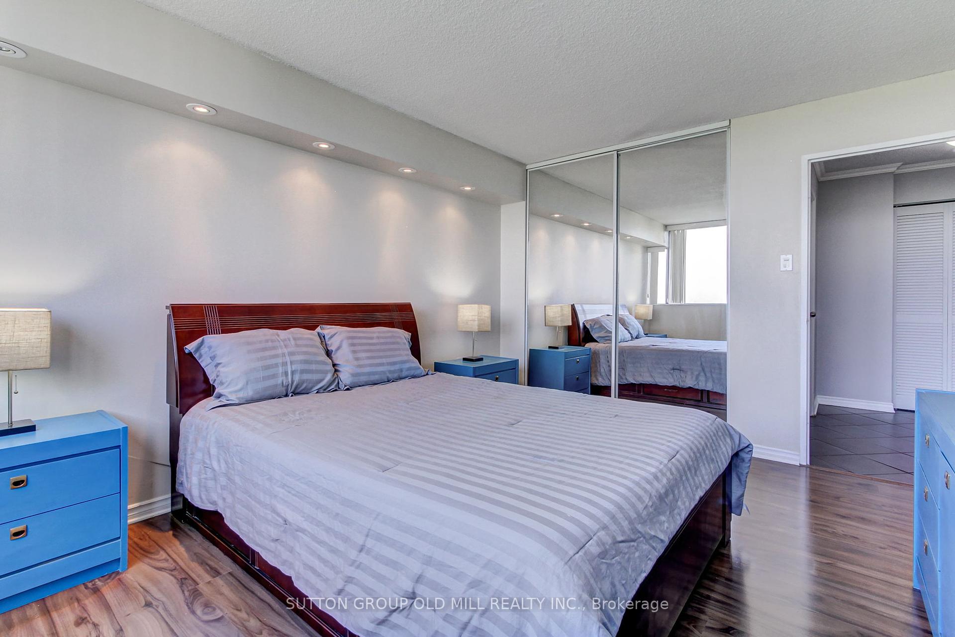3 Bedrooms Condo at 133 Torresdale, Toronto For sale