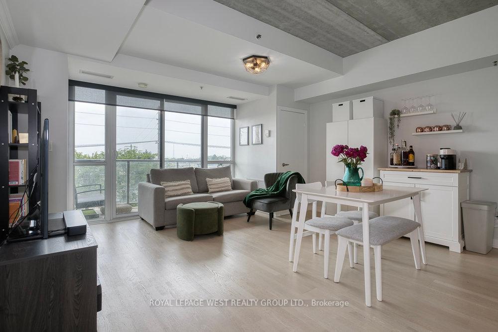 1 Bedroom Condo at 51 Lady Bank, Toronto For sale