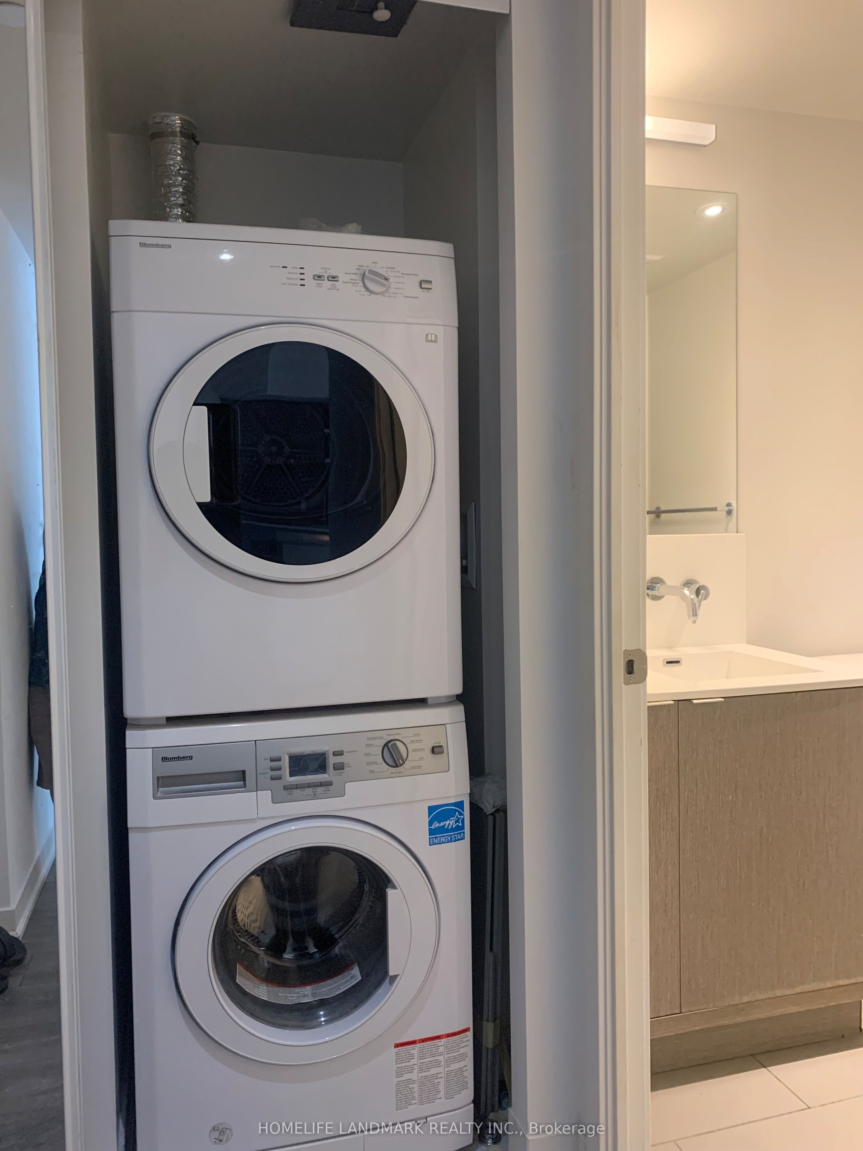100 Harbour Street, #2605