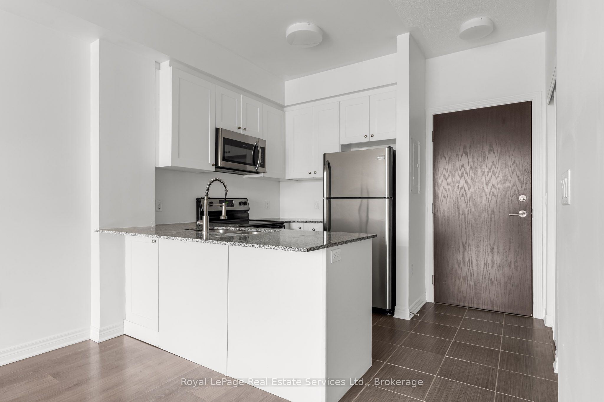 216 Oak Park Boulevard #231, Oakville 1015 - RO River Oaks