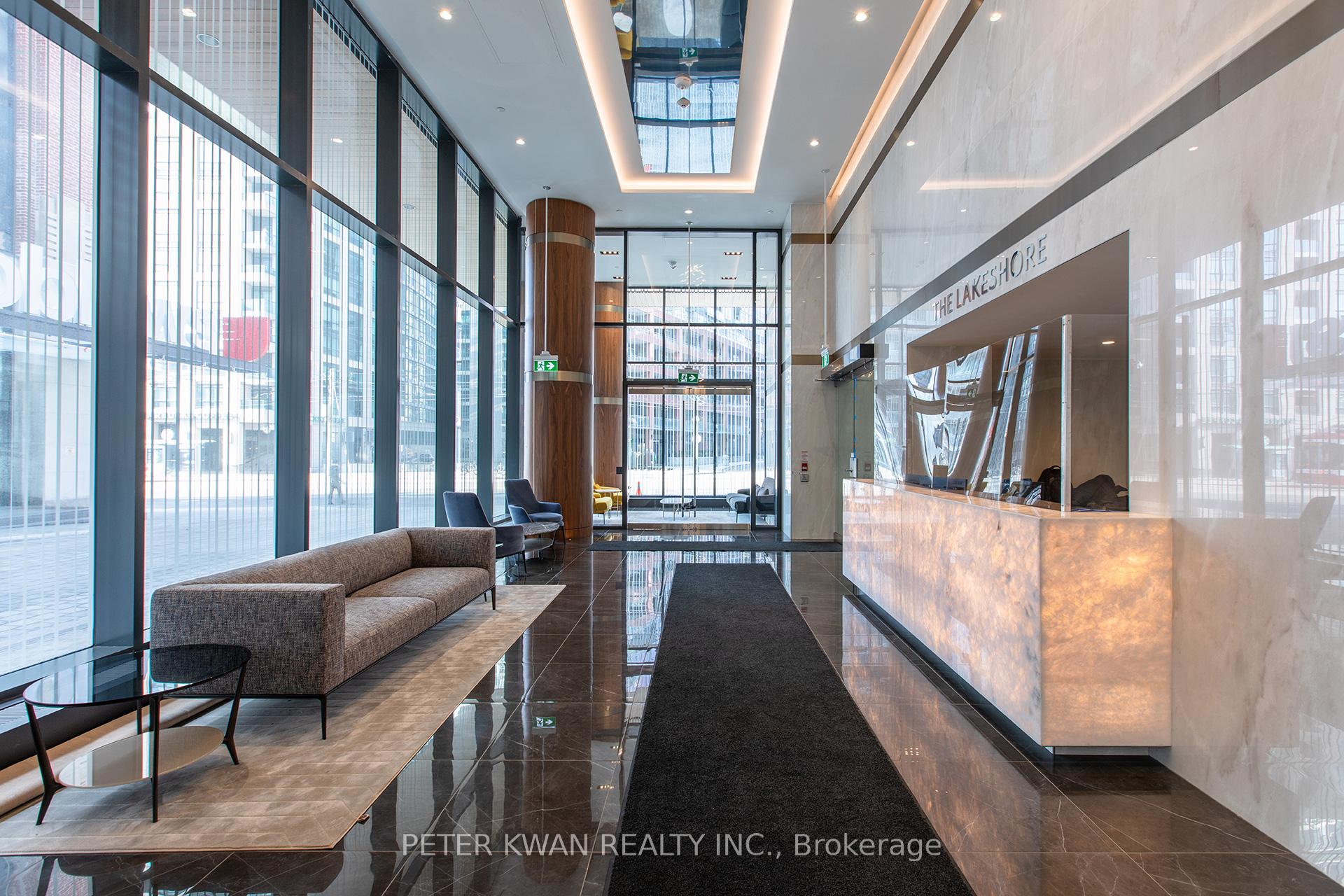 2 Bedrooms Condo at 19 Bathurst, Toronto For sale